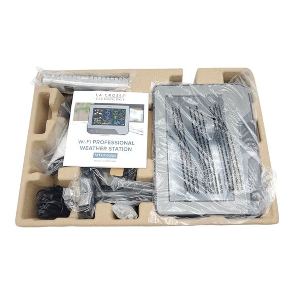 La Crosse Technology Weather Center w/ Monitoring Remote + Combination Sensor - Picture 8 of 12